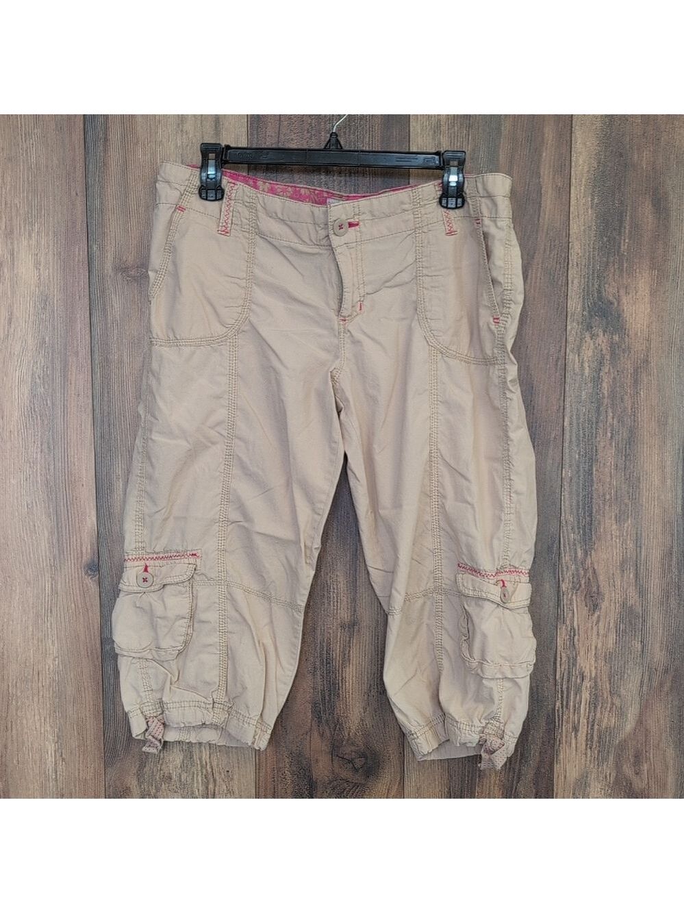 SO Tan Cropped Cargo Pants 13                  F144